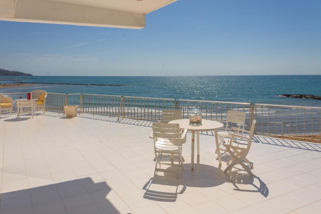 Magnifica Villa Aireola Frente Al Mar Беникасим Экстерьер фото